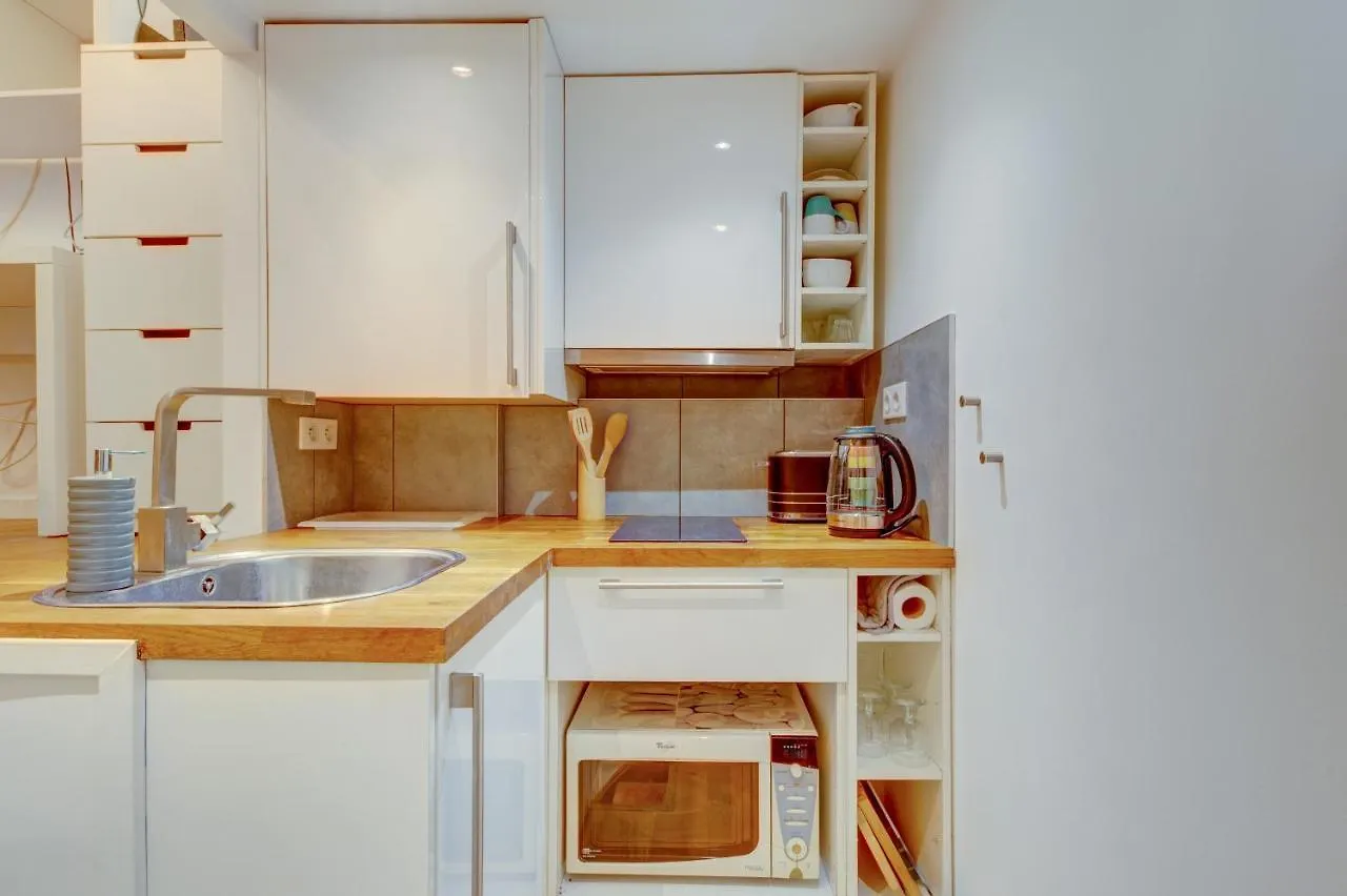 Studio Atypique Proche Canal Saint-Martin Apartment Paris France